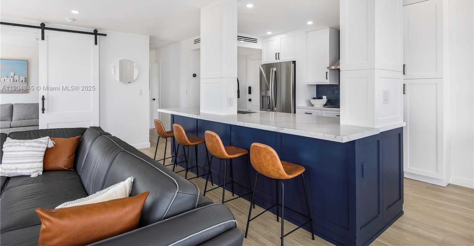 Small Image of 1600 SOUTH BAYSHORE LN #4B, Miami Number 10