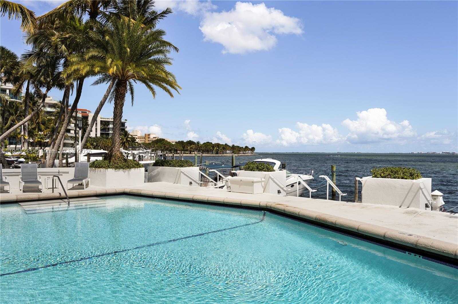 Small Image of 1600 SOUTH BAYSHORE LN #4B, Miami Number 28