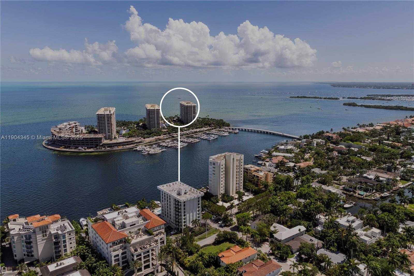 Small Image of 1600 SOUTH BAYSHORE LN #4B, Miami Number 31