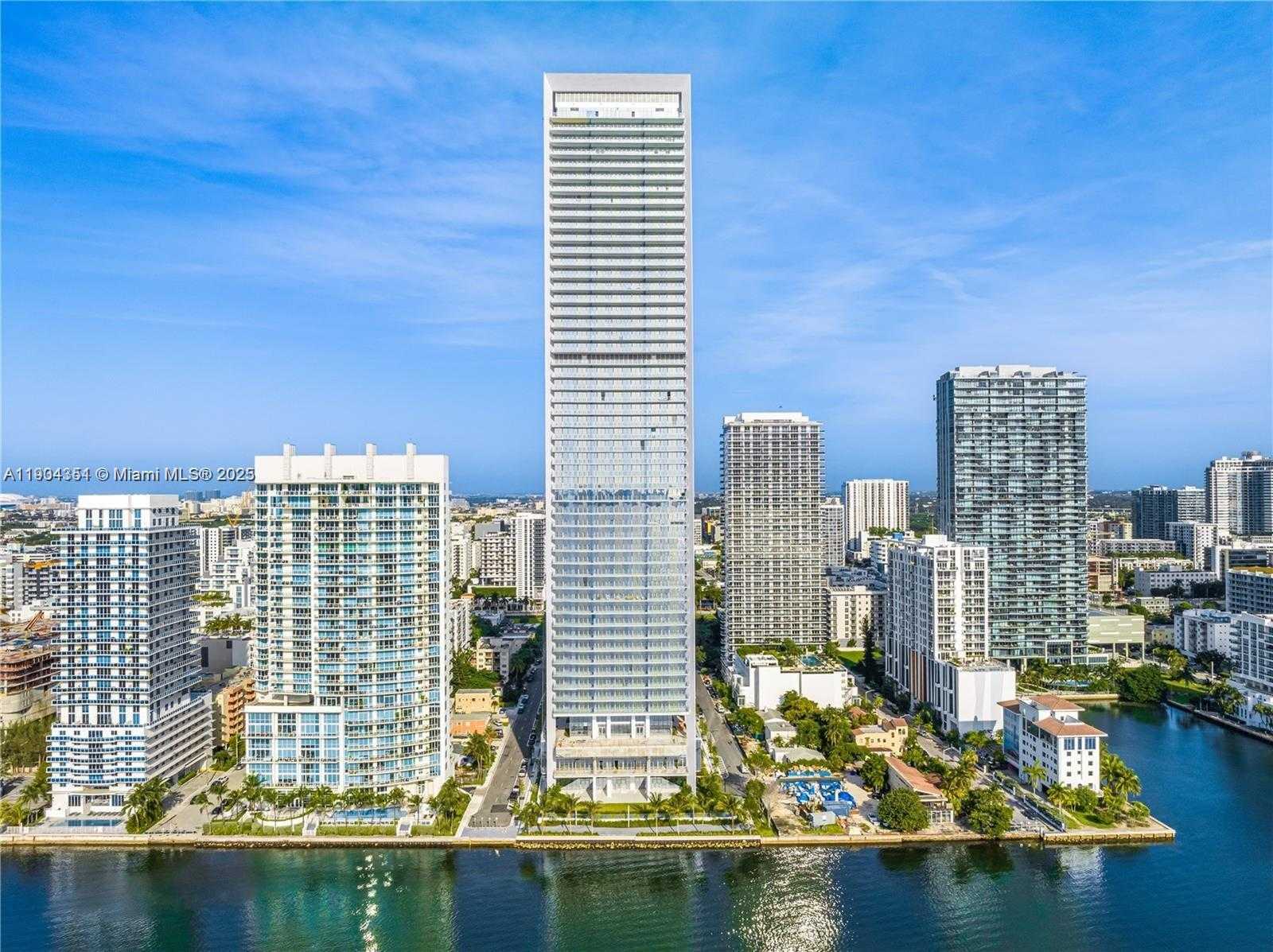 Small Image of 700 NORTH EAST 26TH TERRACE #804, Miami Number 45