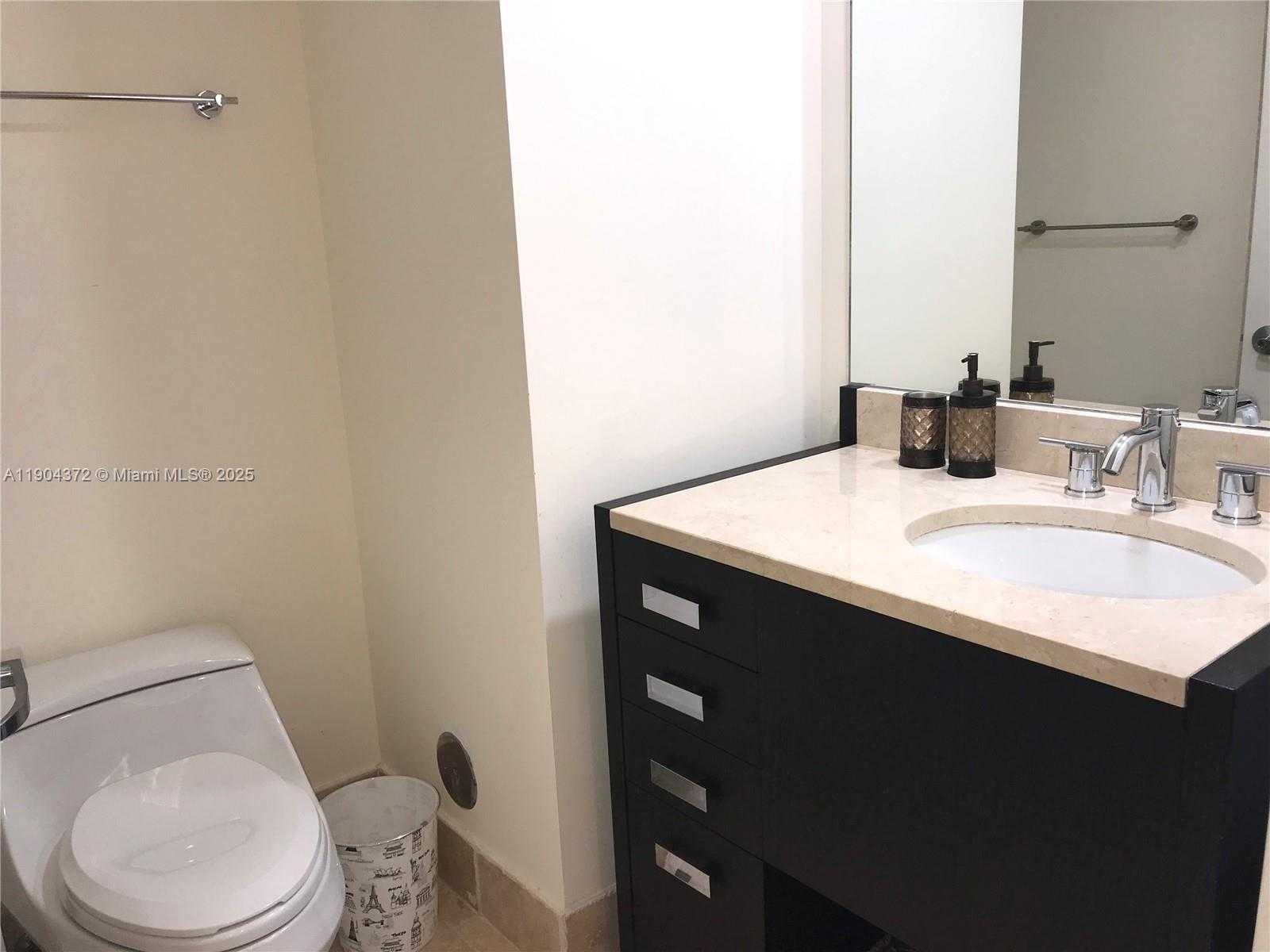 Small Image of 18201 COLLINS AVE #5104, Sunny Isles Beach Number 12