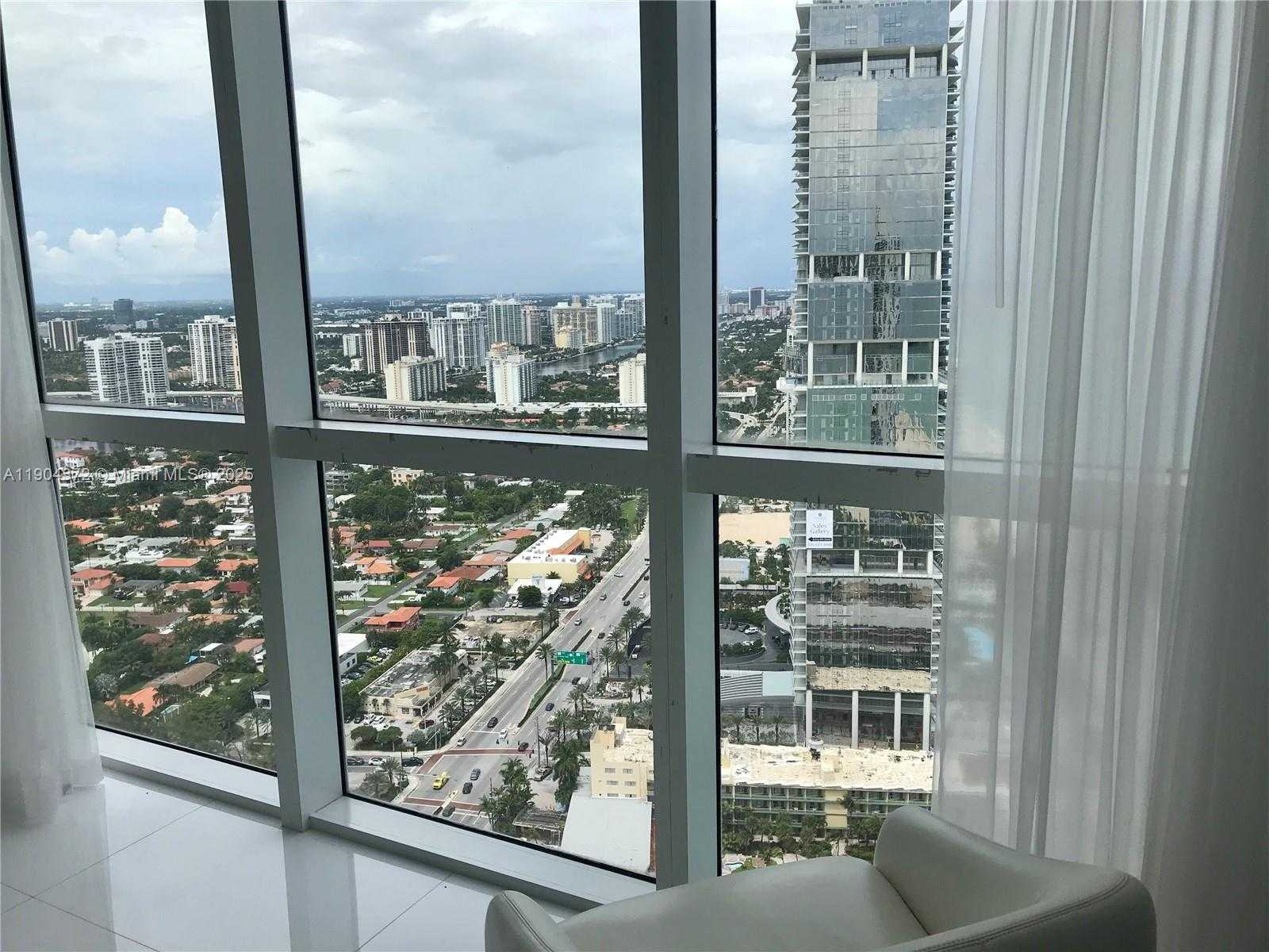Small Image of 18201 COLLINS AVE #5104, Sunny Isles Beach Number 27