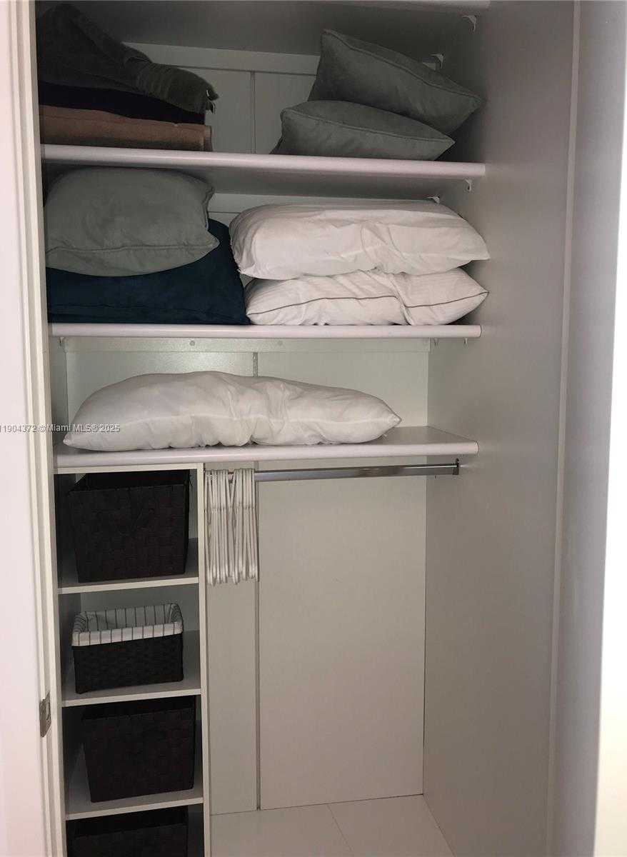 Small Image of 18201 COLLINS AVE #5104, Sunny Isles Beach Number 32