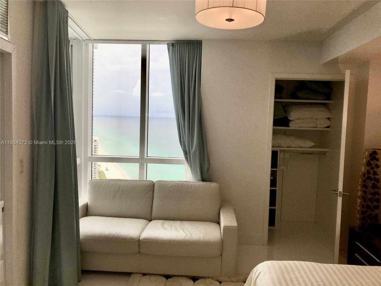 Small Image of 18201 COLLINS AVE #5104, Sunny Isles Beach Number 36