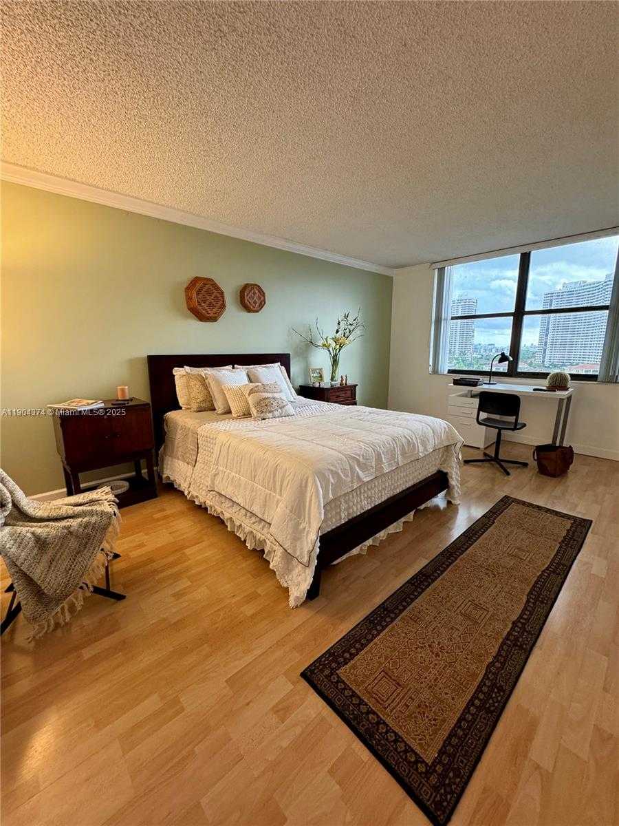 Small Image of 18151 NORTH EAST 31ST CT #1103, Aventura Number 12