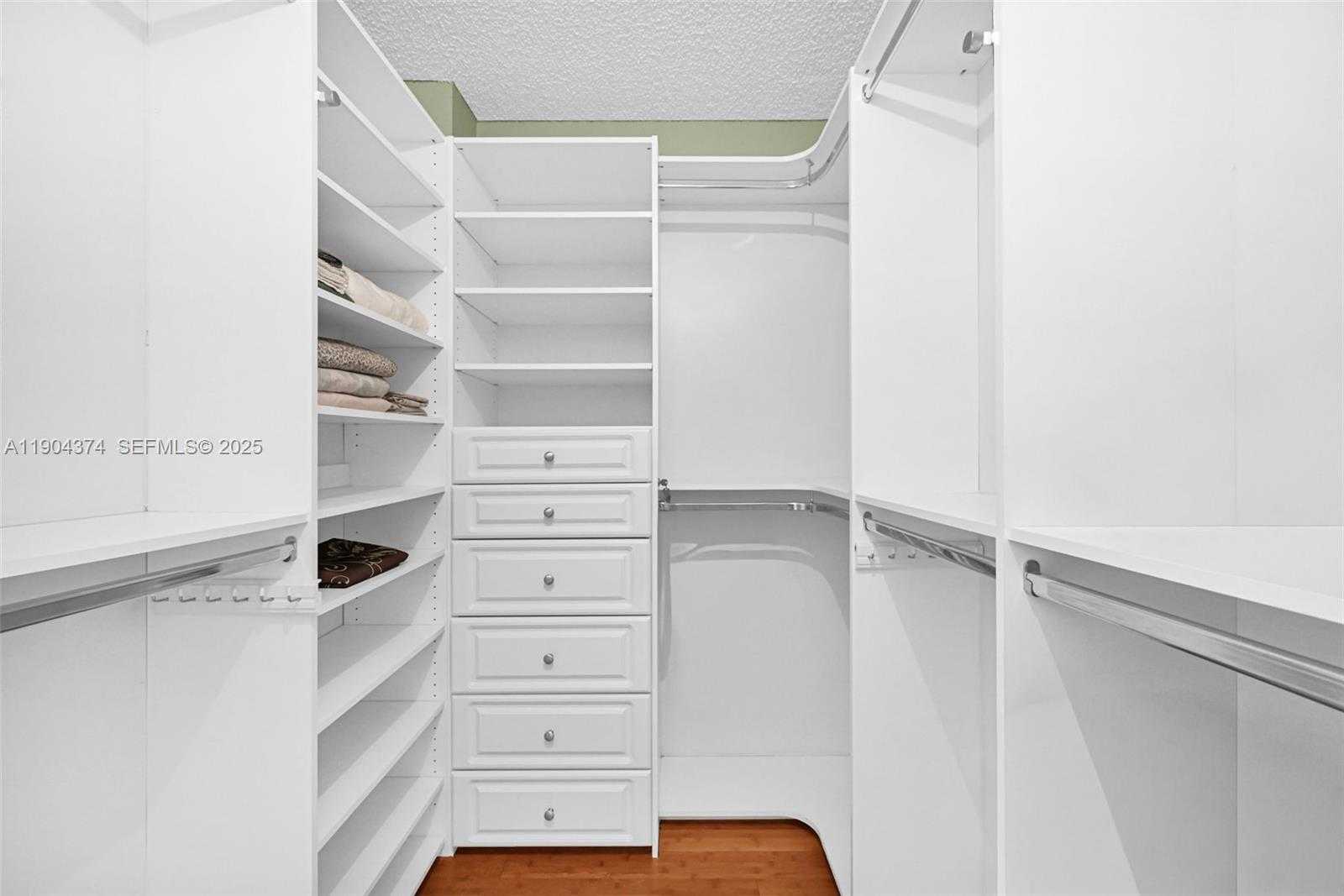 Small Image of 18151 NORTH EAST 31ST CT #1103, Aventura Number 25