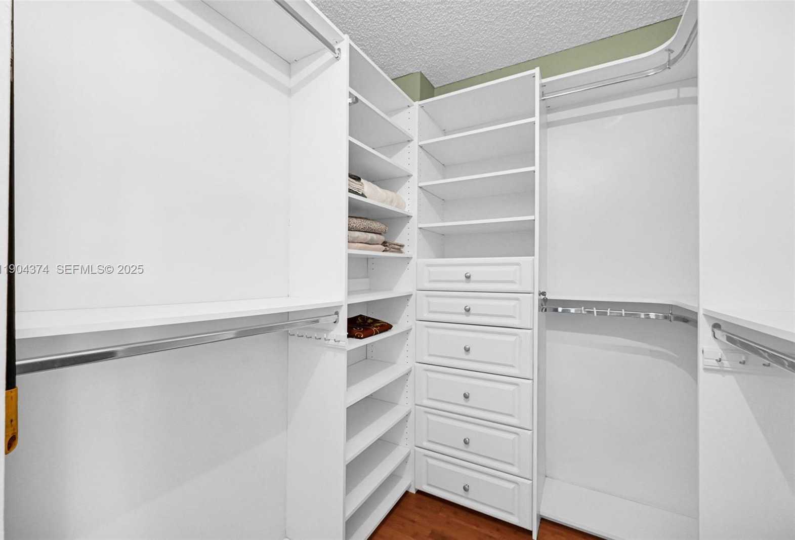 Small Image of 18151 NORTH EAST 31ST CT #1103, Aventura Number 26