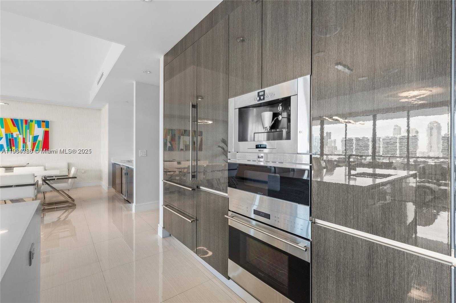 Imagen de Pequeño Objeto