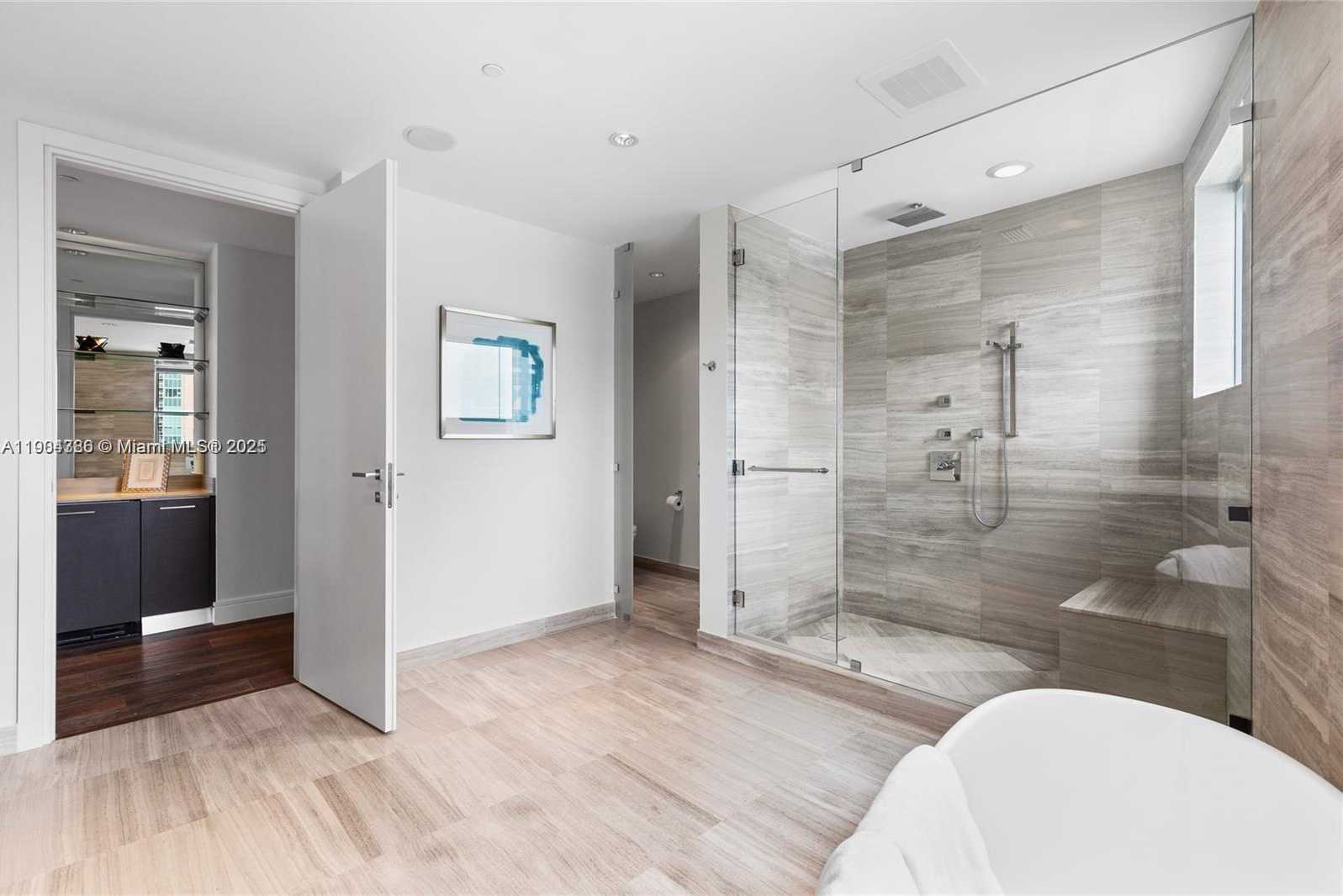 Imagen de Pequeño Objeto