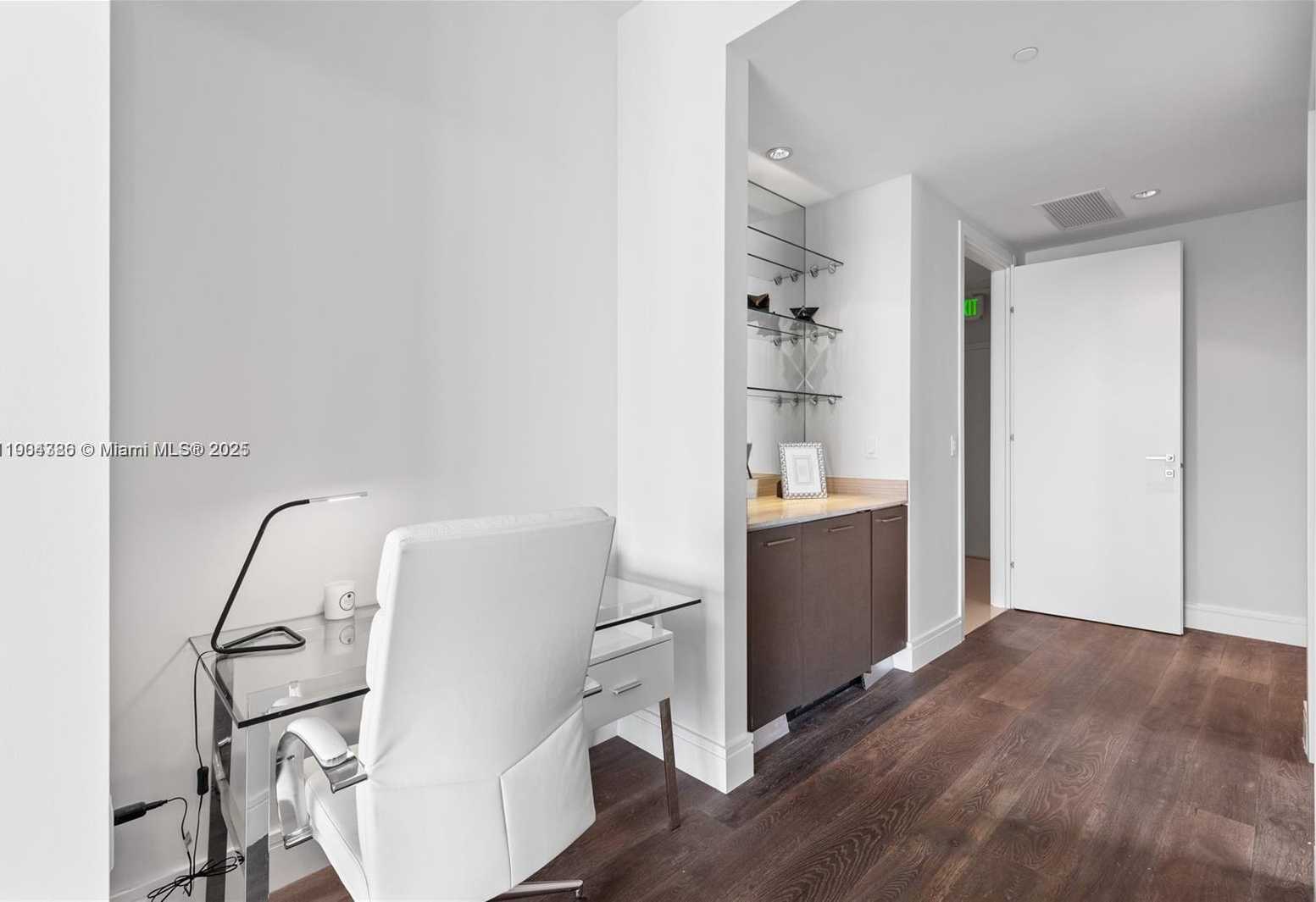 Imagen de Pequeño Objeto