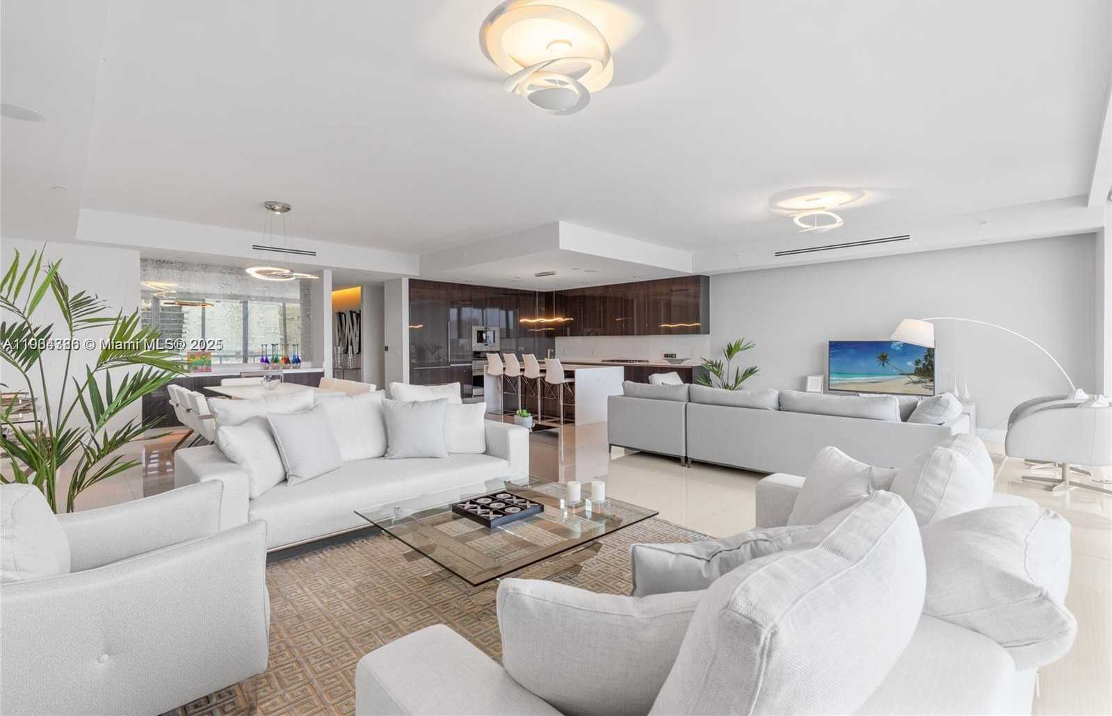 Imagen de Pequeño Objeto