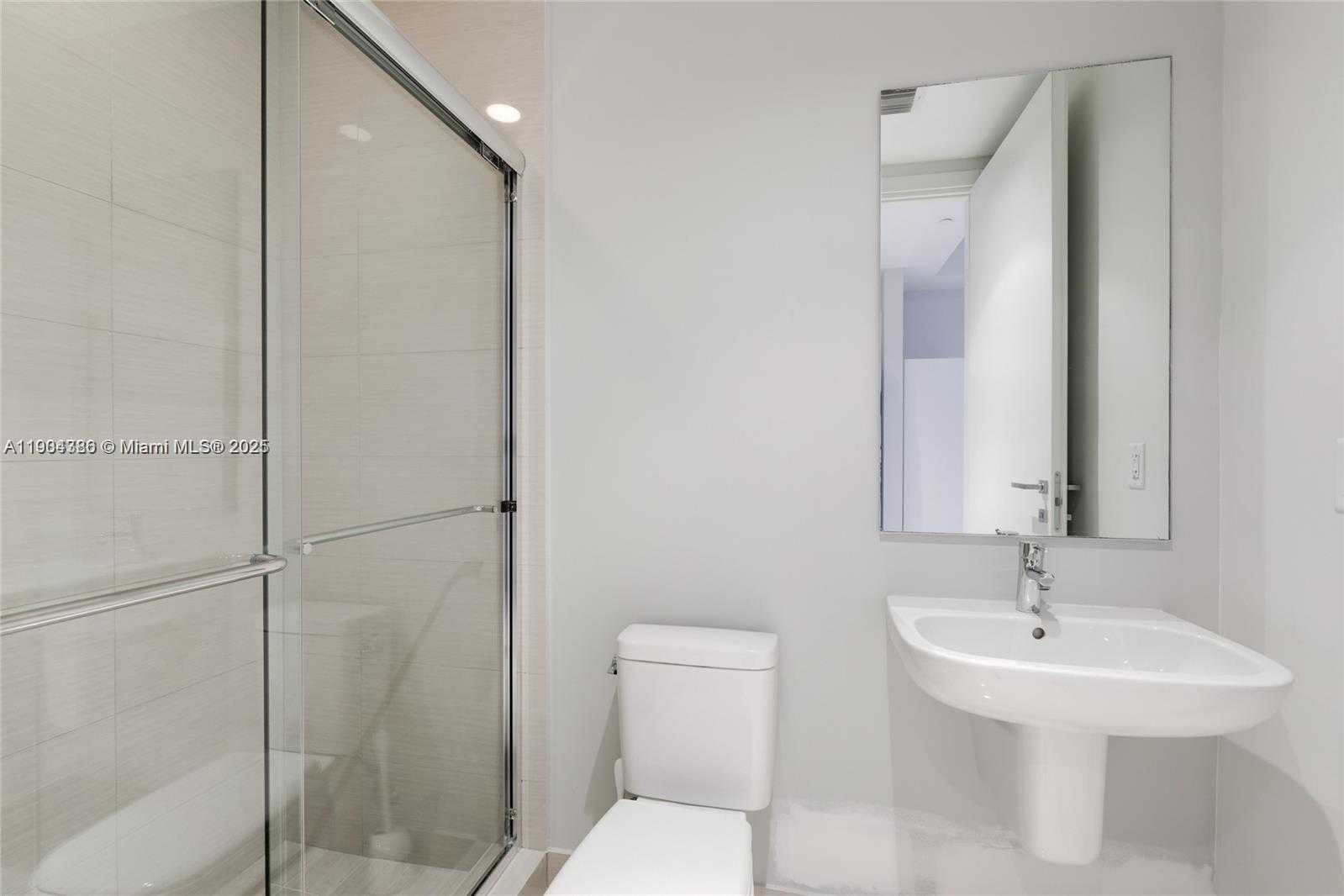 Imagen de Pequeño Objeto