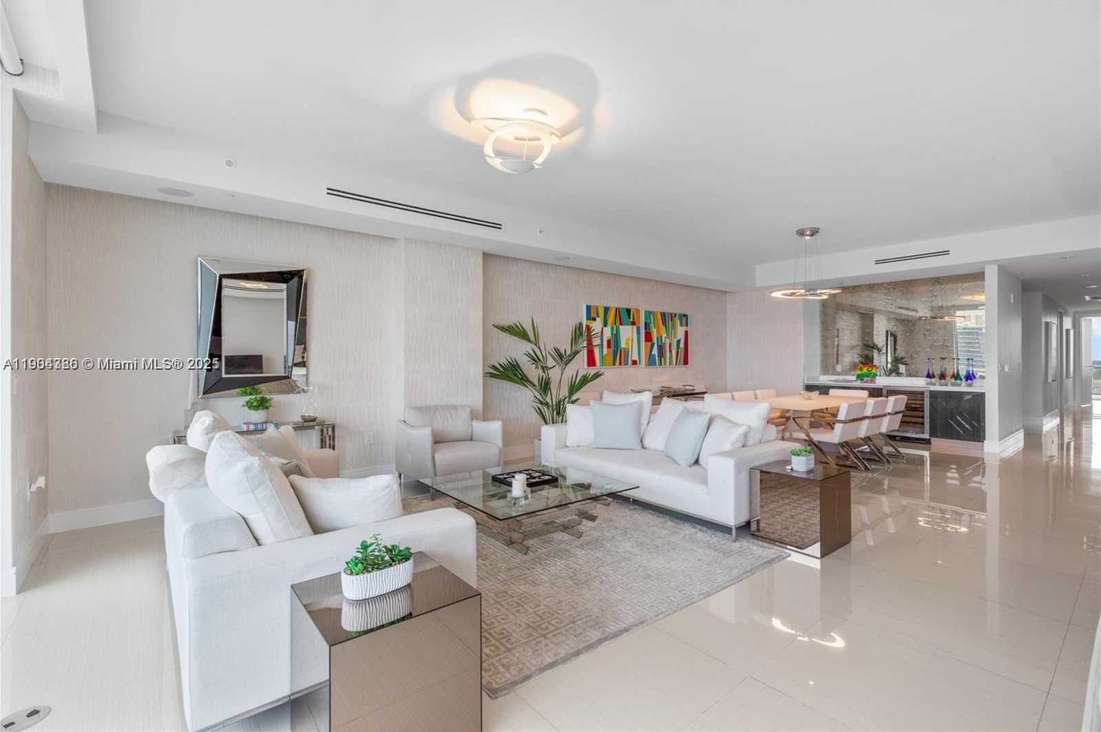 Imagen de Pequeño Objeto