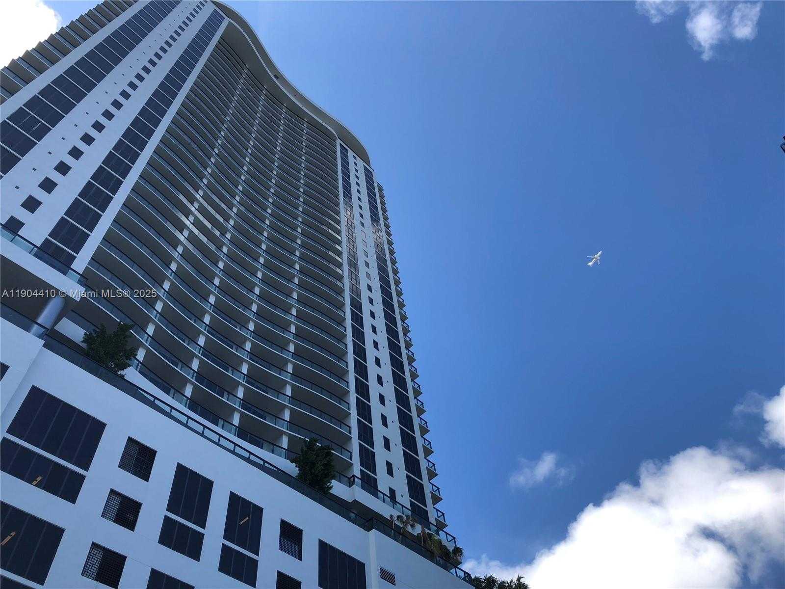 Small Image of 1600 NORTH EAST 1ST AVE #3016, Miami Number 17