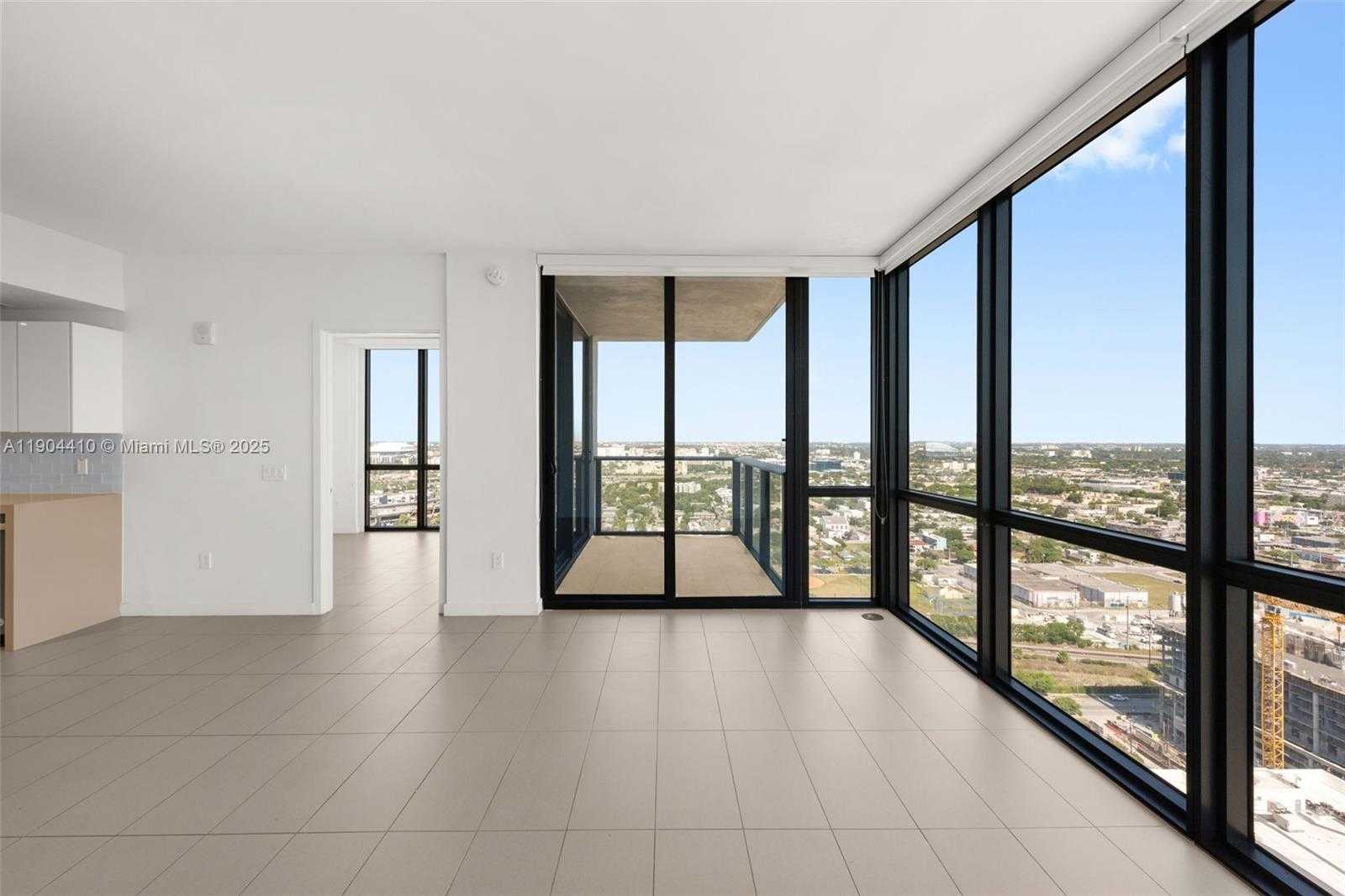 Imagen de Pequeño Objeto