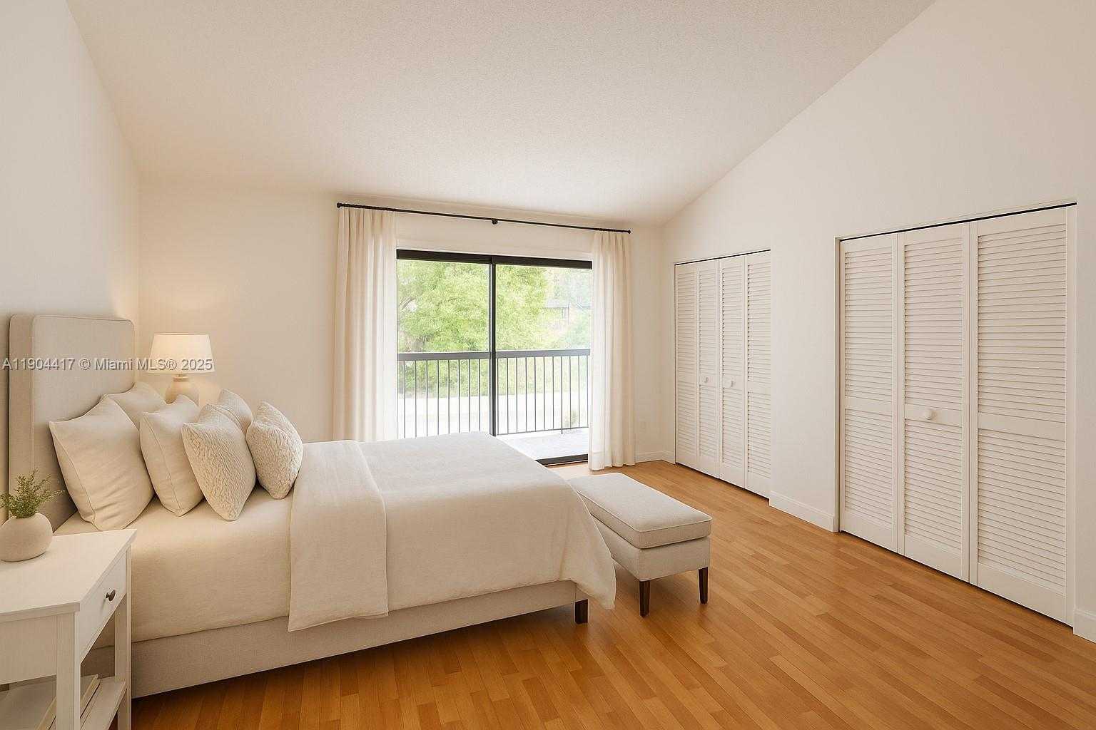 Small Image of 7847 SOUTH WEST 102ND LN, Miami Number 9