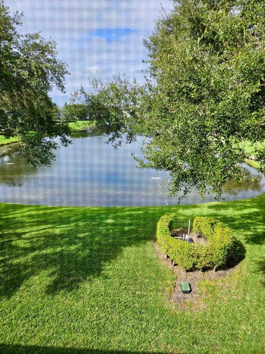 Small Image of 246 DORSET F #246, Boca Raton Number 13