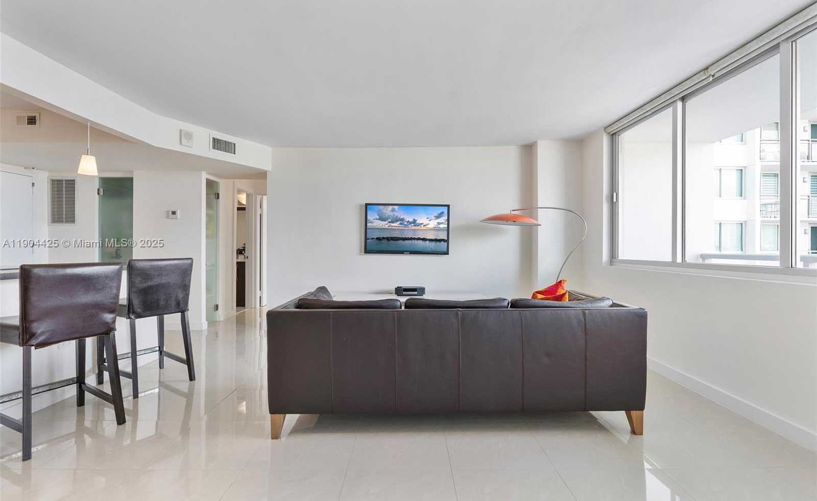 Small Image of 7135 COLLINS AVE #733, Miami Beach Number 11