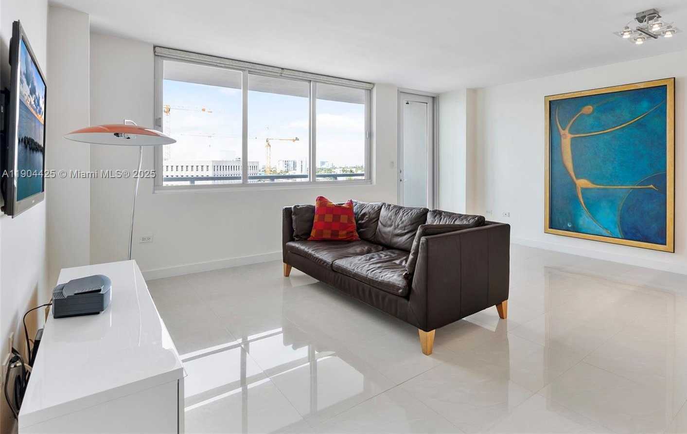 Small Image of 7135 COLLINS AVE #733, Miami Beach Number 14