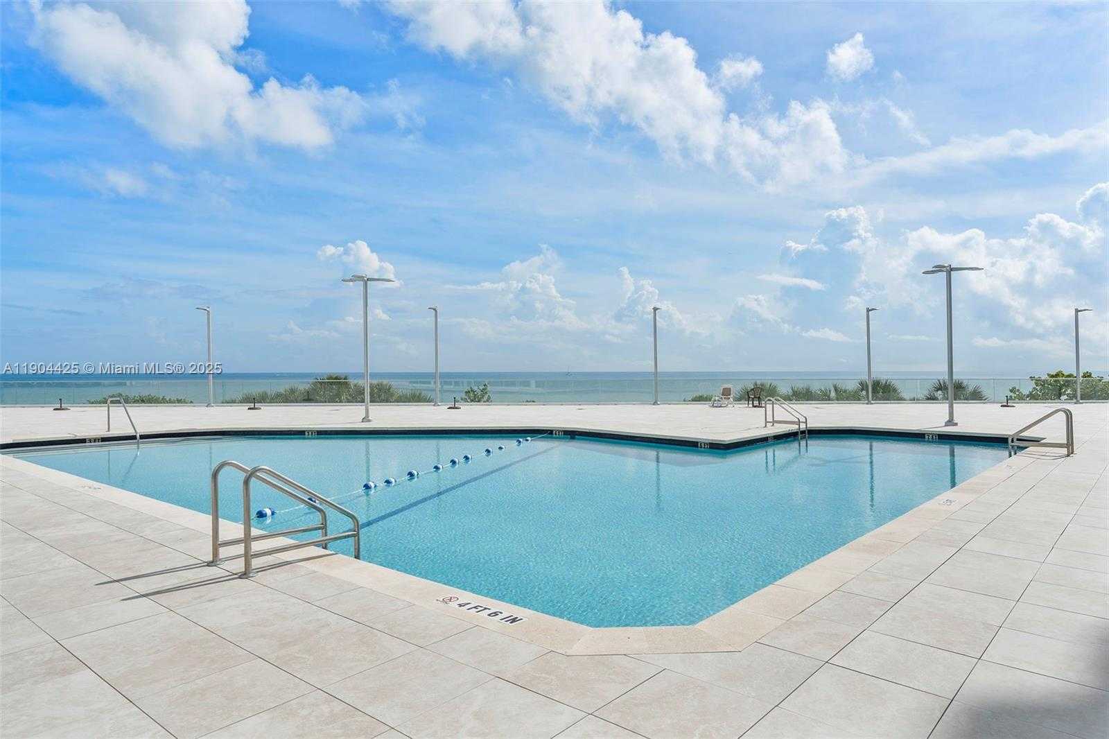 Small Image of 7135 COLLINS AVE #733, Miami Beach Number 30