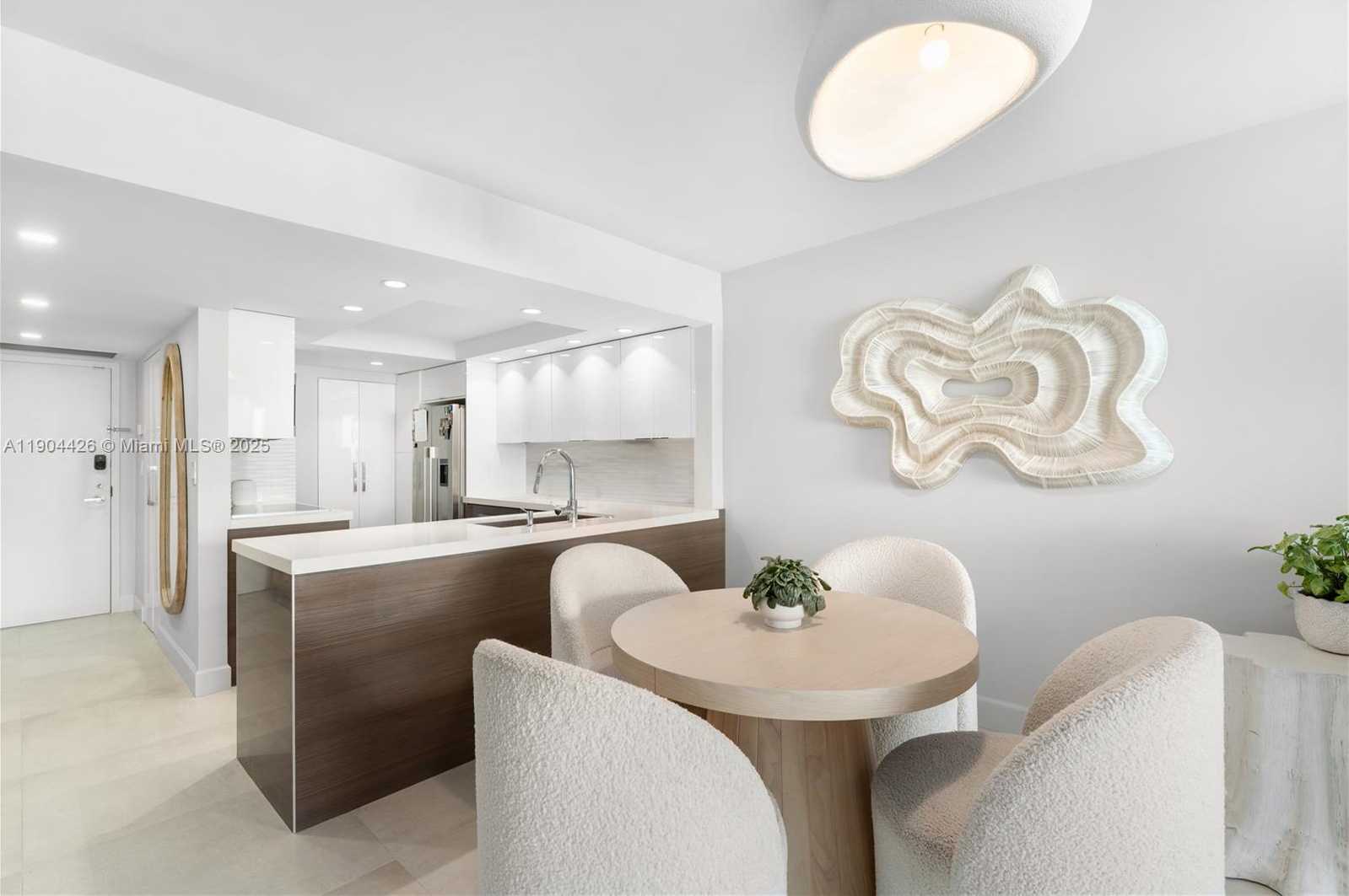 Small Image of 1717 NORTH BAYSHORE DR #A-2637, Miami Number 3