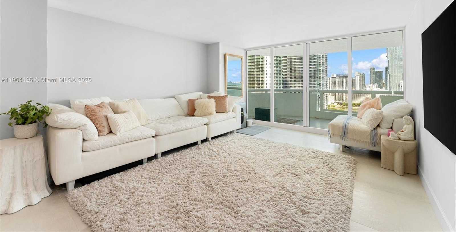 Small Image of 1717 NORTH BAYSHORE DR #A-2637, Miami Number 9