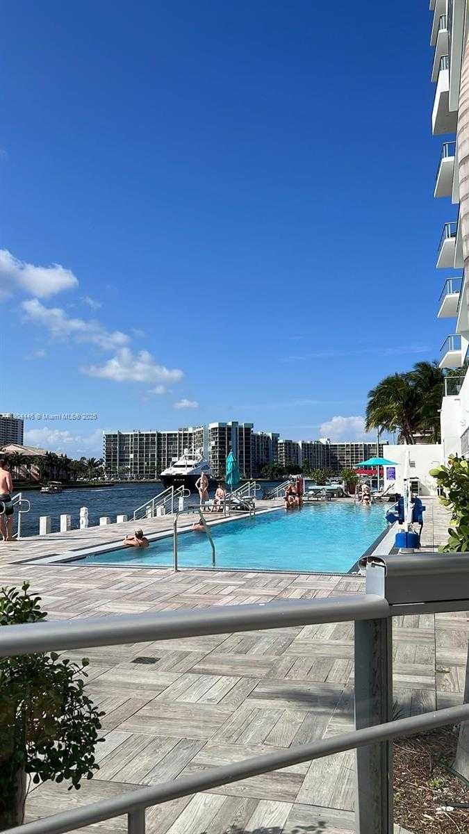 Small Image of 4010 SOUTH OCEAN DR #R3306, Hollywood Number 7