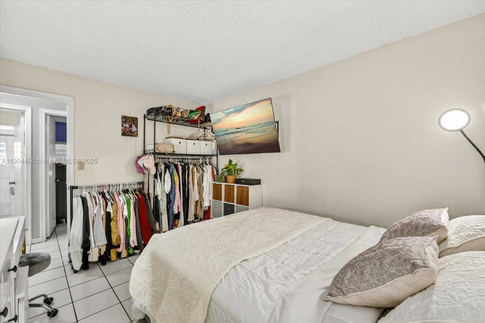 Small Image of 14049 SOUTH WEST 55TH ST, Miami Number 11