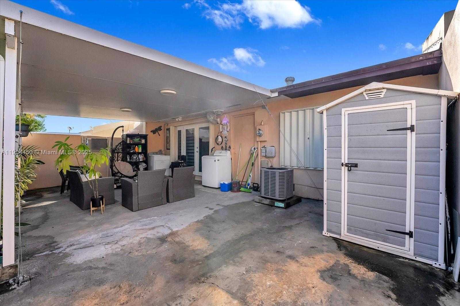 Small Image of 14049 SOUTH WEST 55TH ST, Miami Number 15