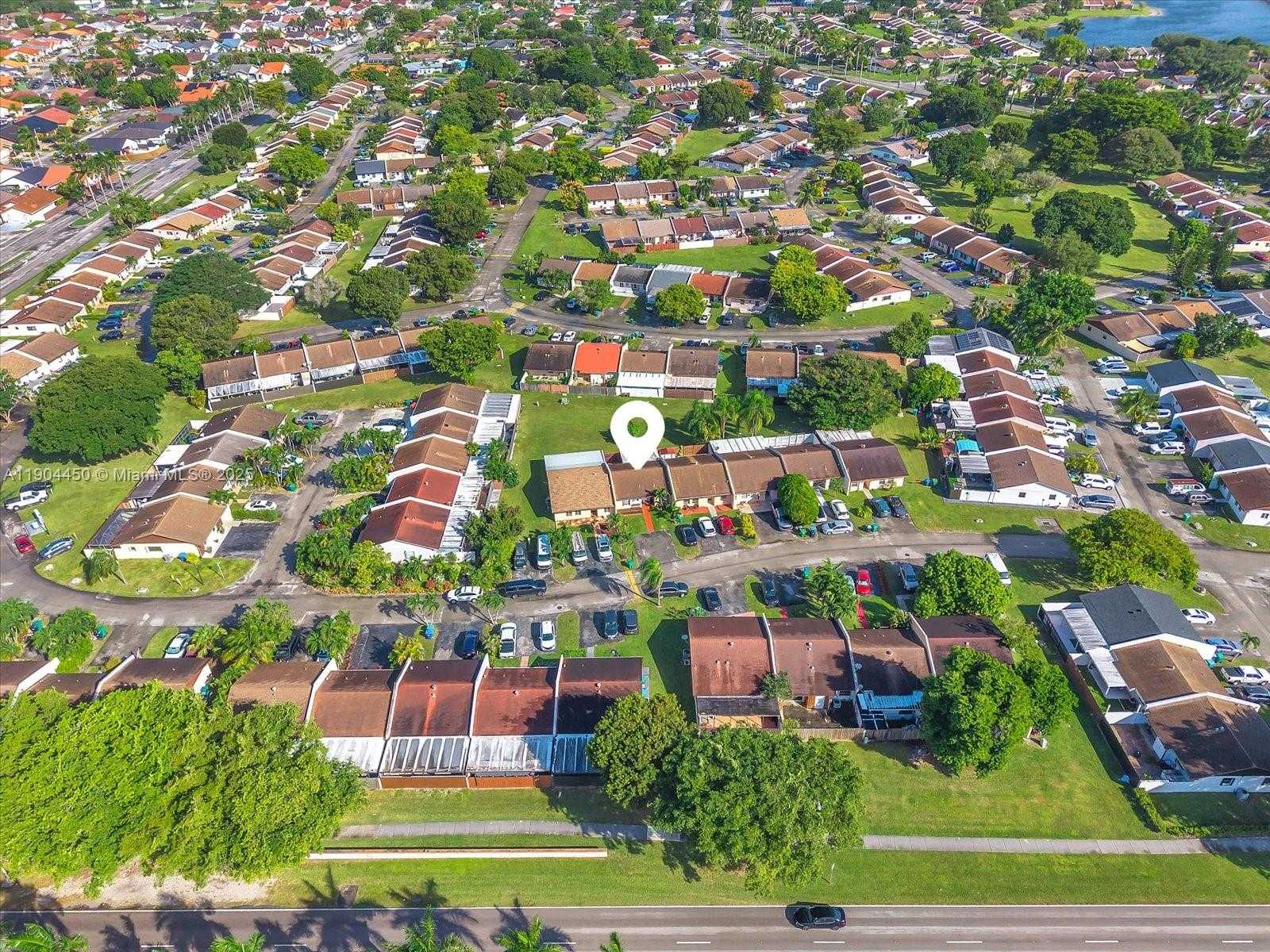 Small Image of 14049 SOUTH WEST 55TH ST, Miami Number 18