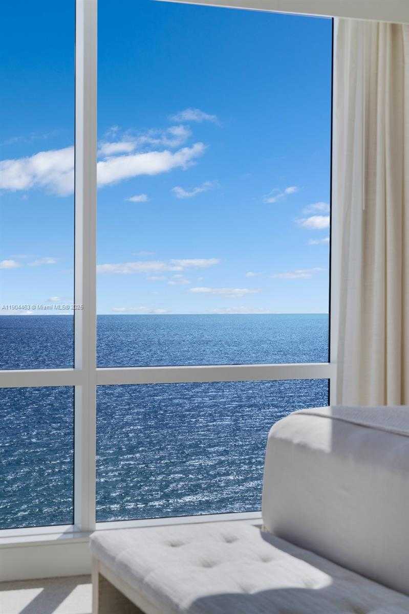 Small Image of 102 24TH ST #1519, Miami Beach Number 11