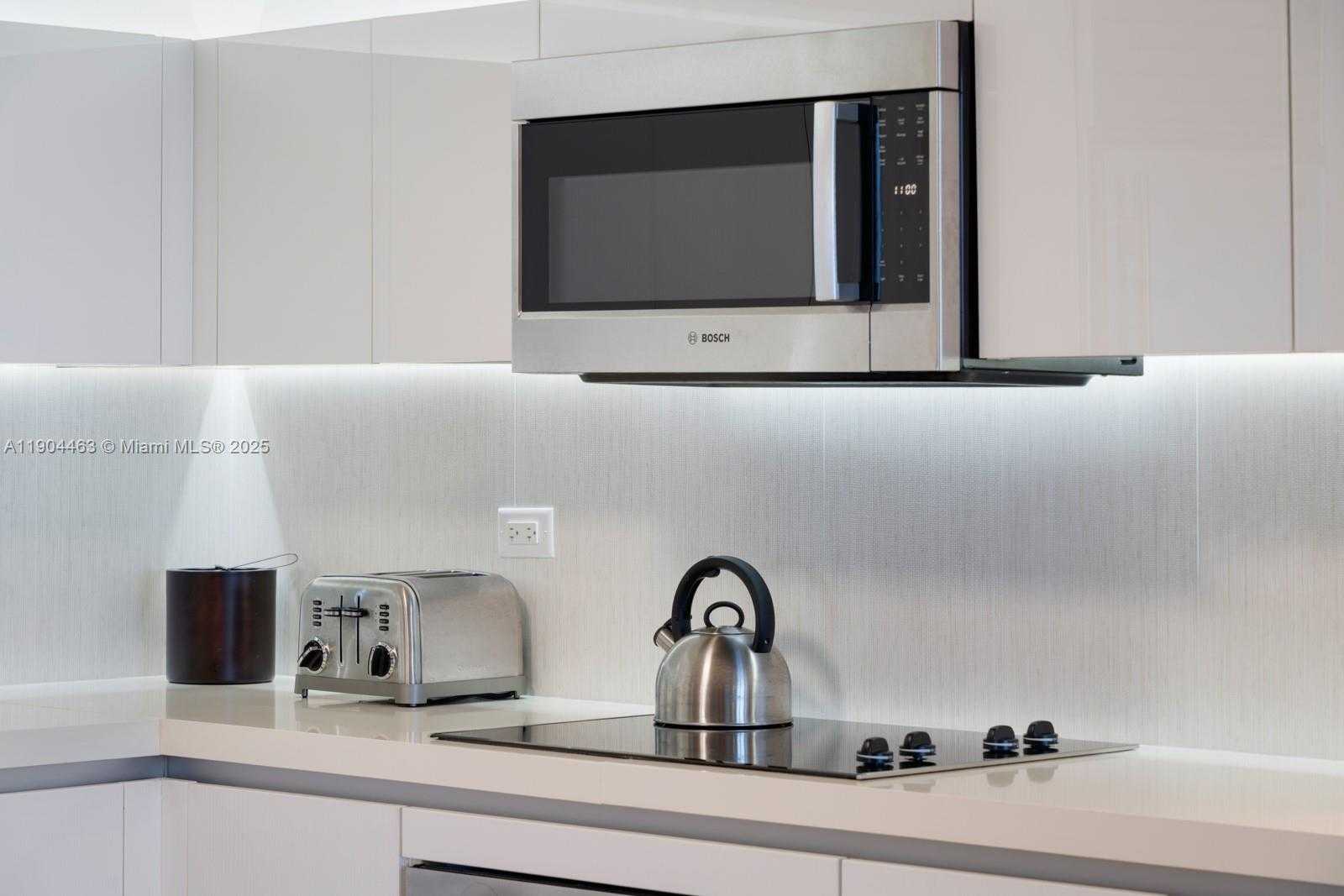 Small Image of 102 24TH ST #1519, Miami Beach Number 21