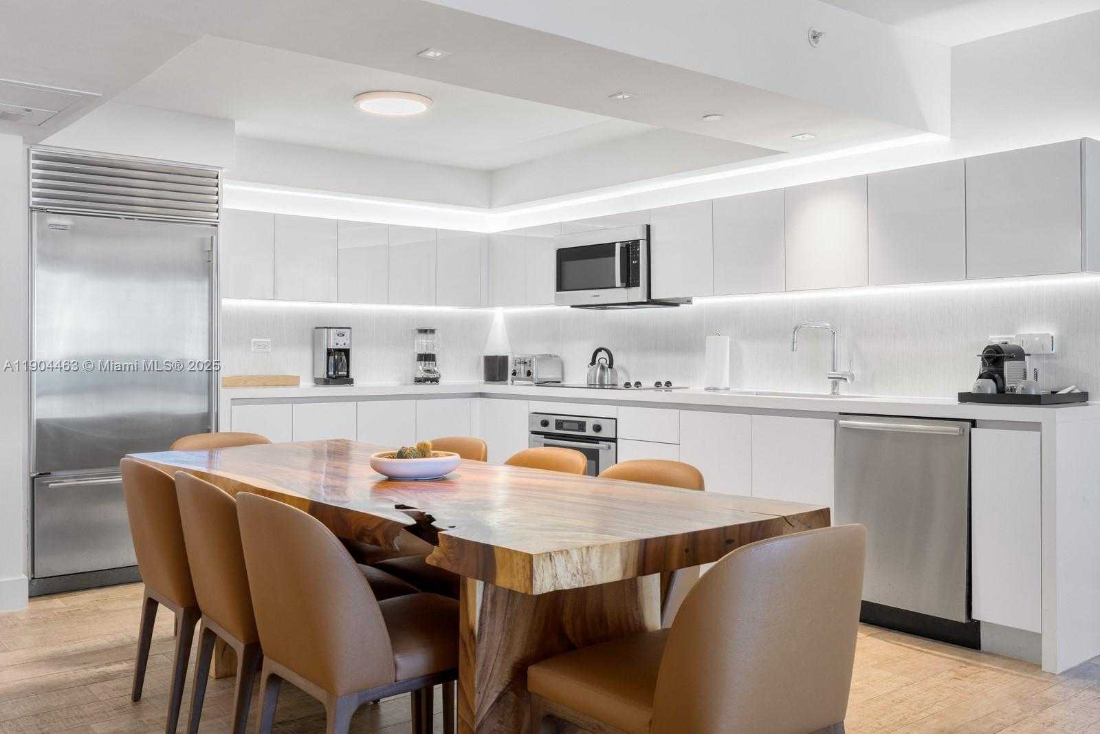 Small Image of 102 24TH ST #1519, Miami Beach Number 8