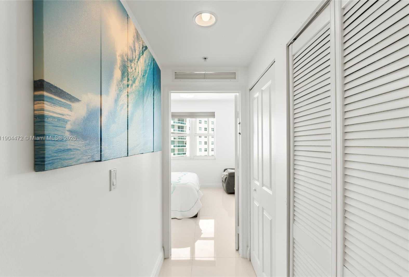 Small Image of 7900 HARBOR ISLAND DR #1223, North Bay Village Number 16