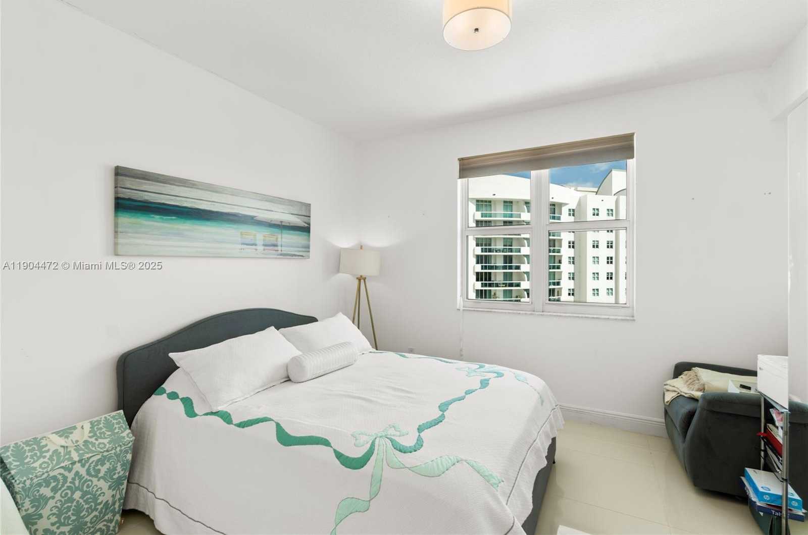 Small Image of 7900 HARBOR ISLAND DR #1223, North Bay Village Number 17