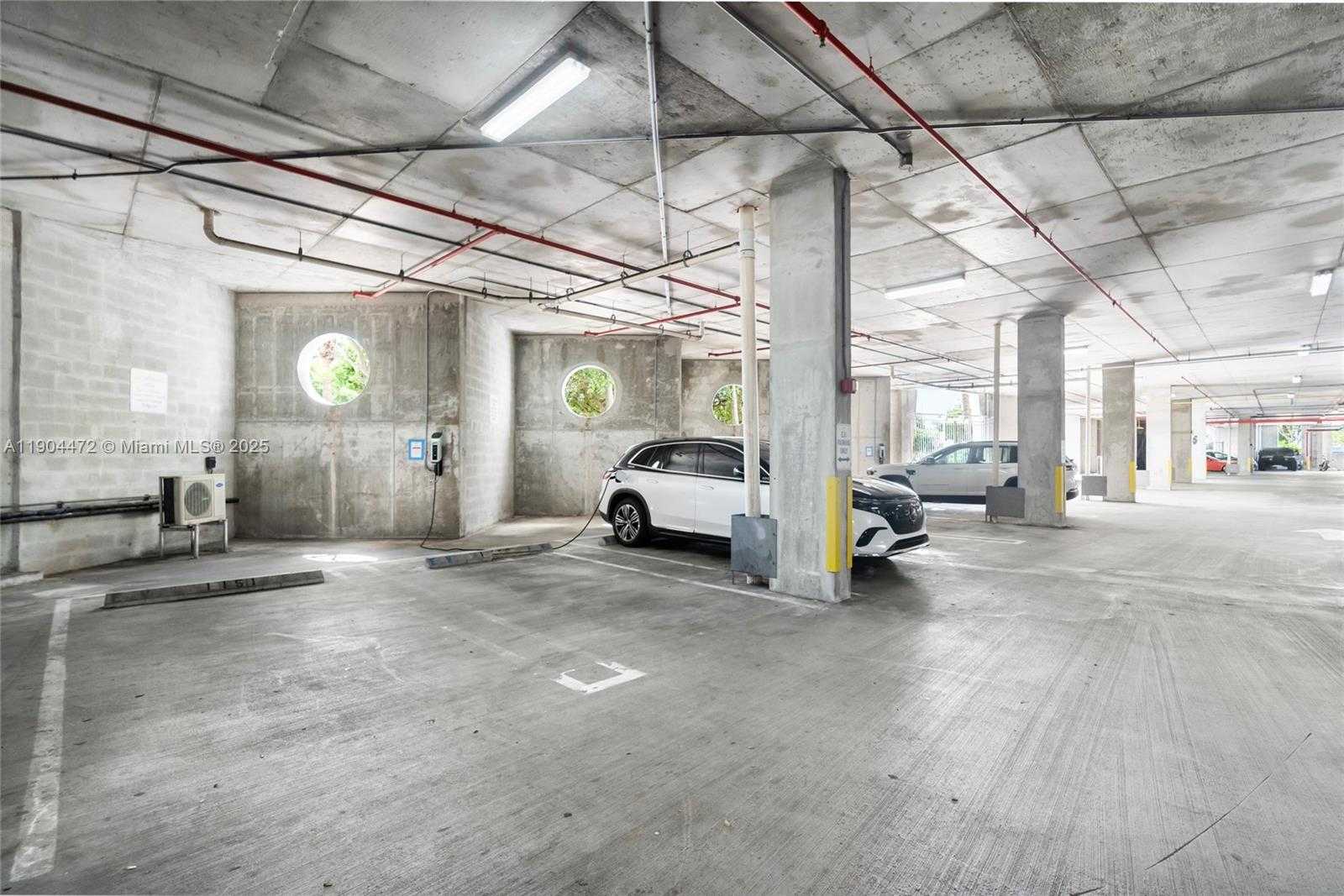 Small Image of 7900 HARBOR ISLAND DR #1223, North Bay Village Number 36