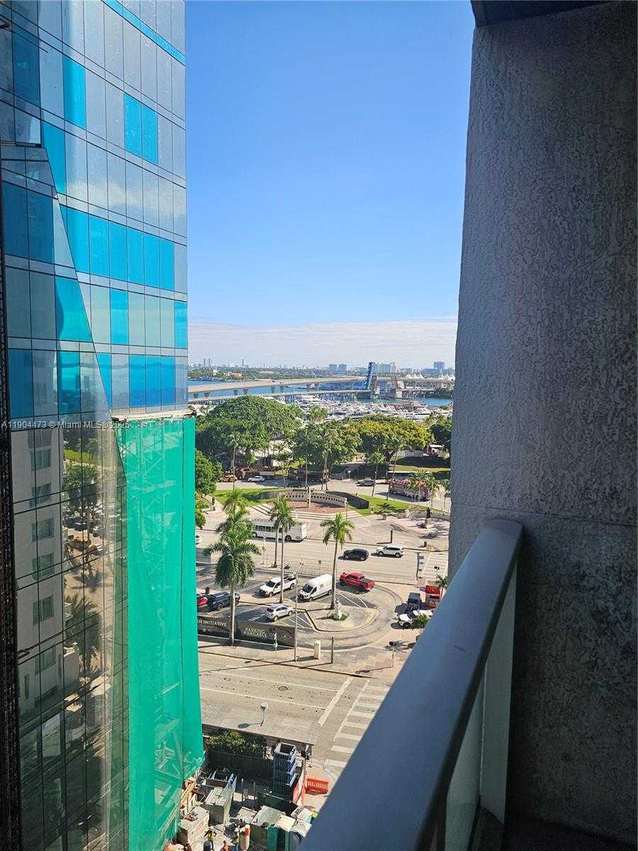 Small Image of 244 BISCAYNE BLVD #908, Miami Number 23