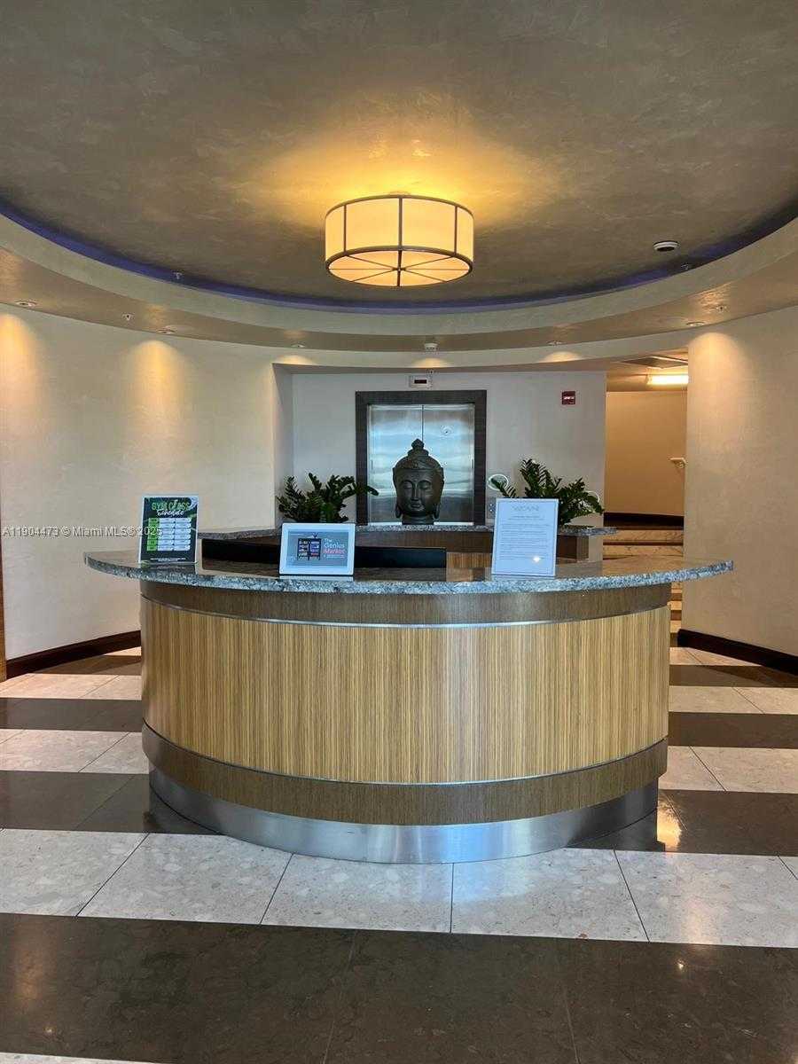 Small Image of 244 BISCAYNE BLVD #908, Miami Number 38