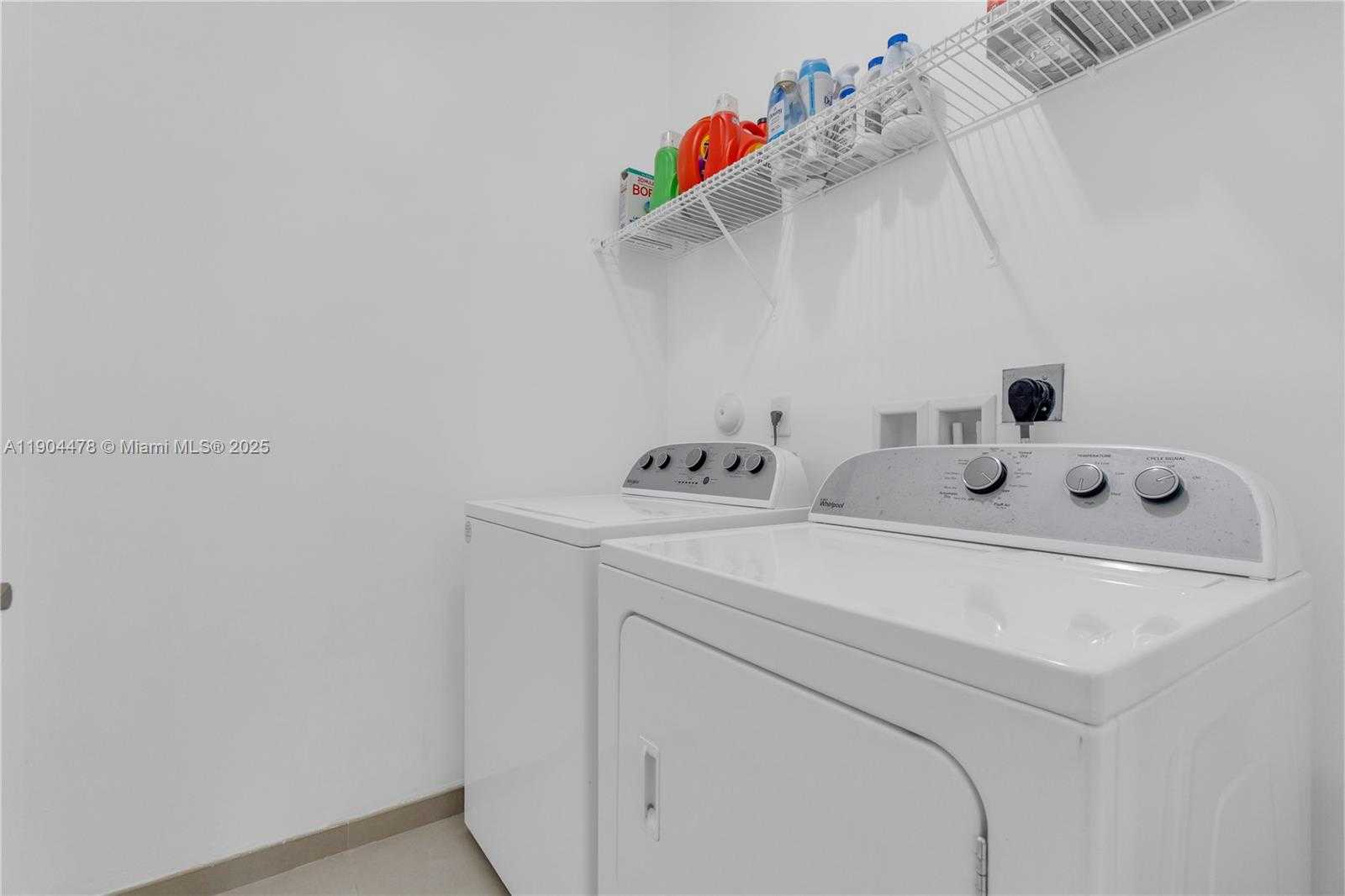 Small Image of 6035 NORTH WEST 104TH PATH, Doral Number 33