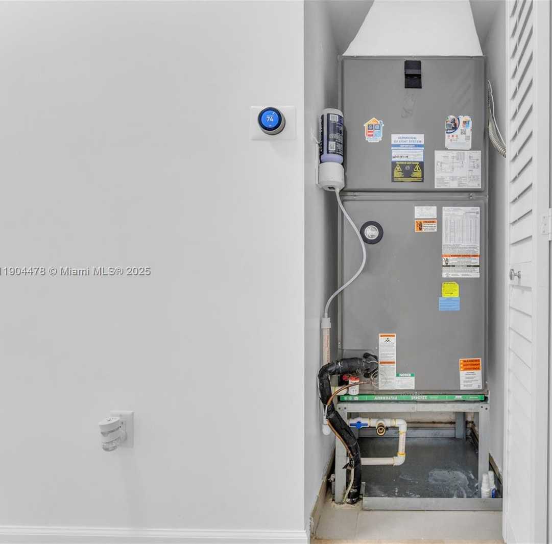 Small Image of 6035 NORTH WEST 104TH PATH, Doral Number 34