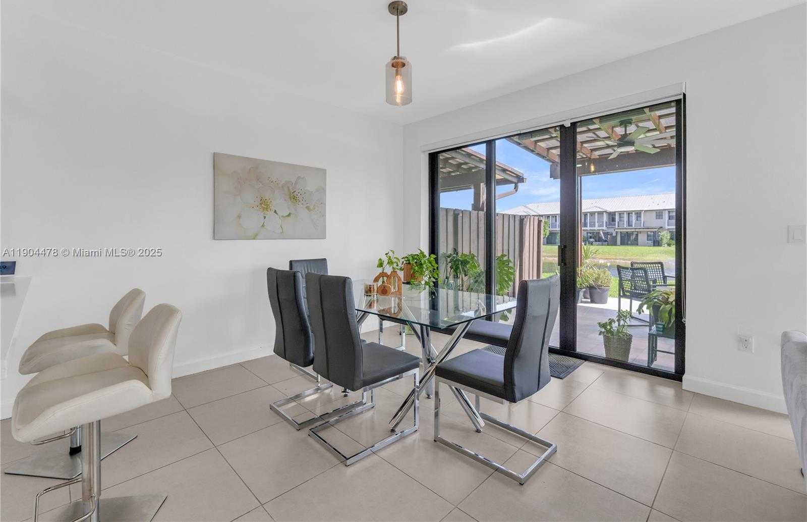 Small Image of 6035 NORTH WEST 104TH PATH, Doral Number 36