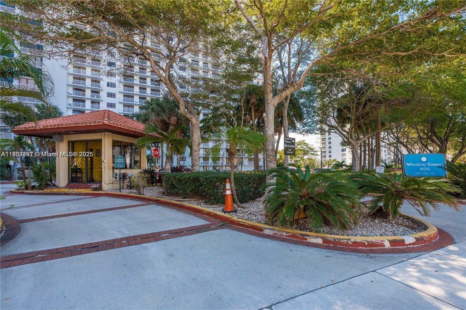 Small Image of 210 174TH ST #2202, Sunny Isles Beach Number 11