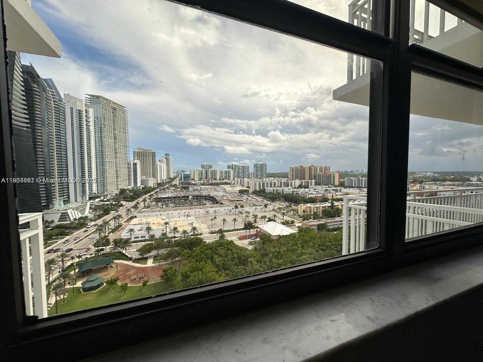Small Image of 210 174TH ST #2202, Sunny Isles Beach Number 2