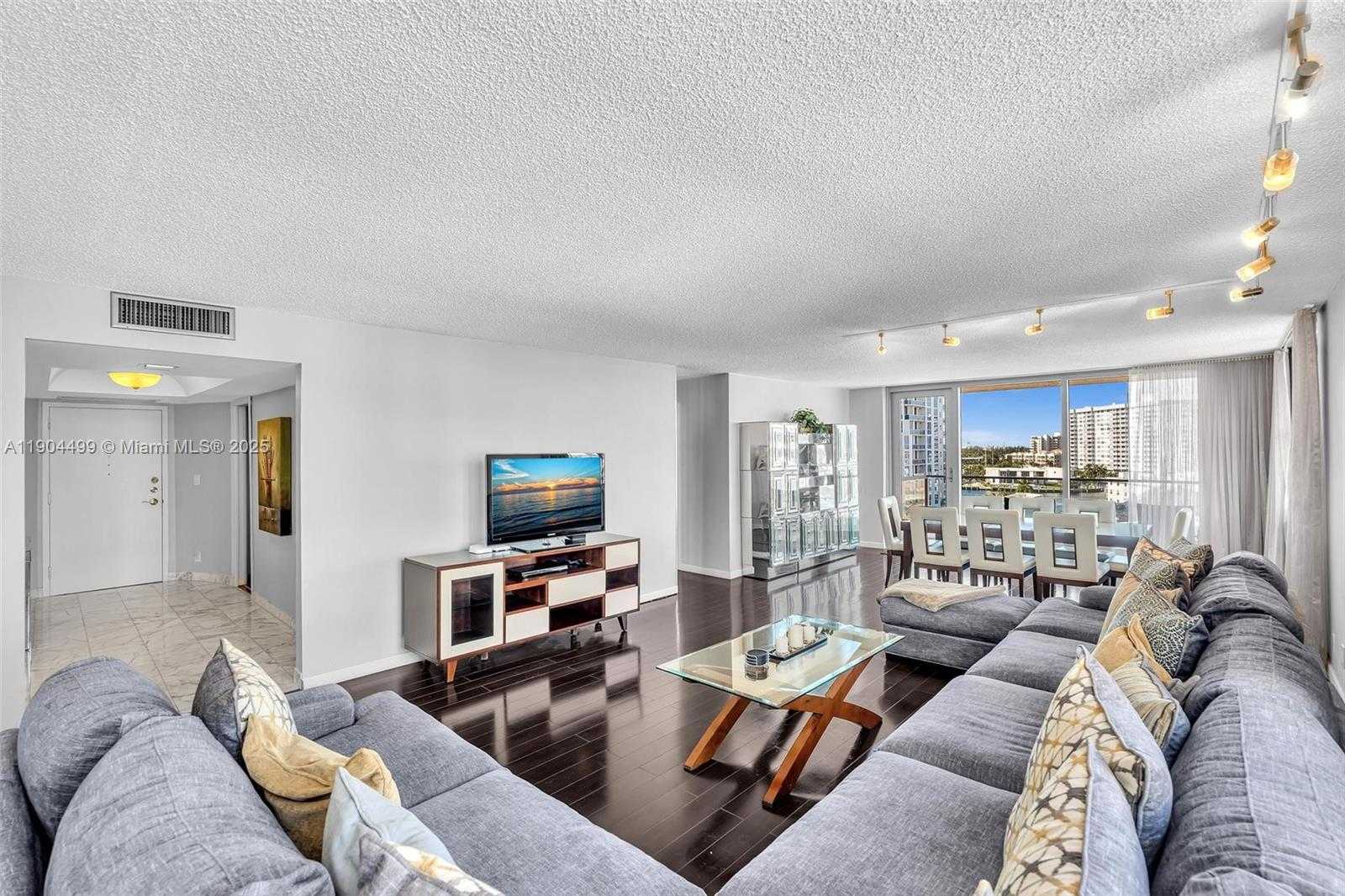 Small Image of 1920 SOUTH OCEAN DR #8D, Hallandale Beach Number 2