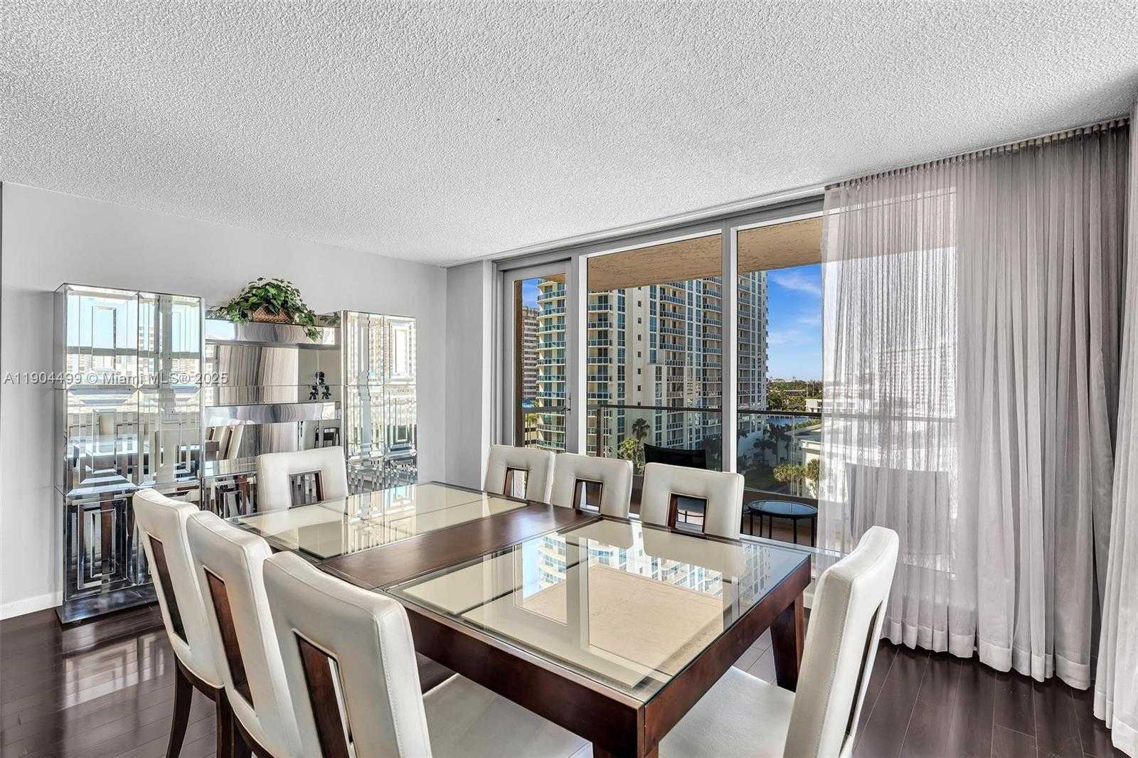 Small Image of 1920 SOUTH OCEAN DR #8D, Hallandale Beach Number 3