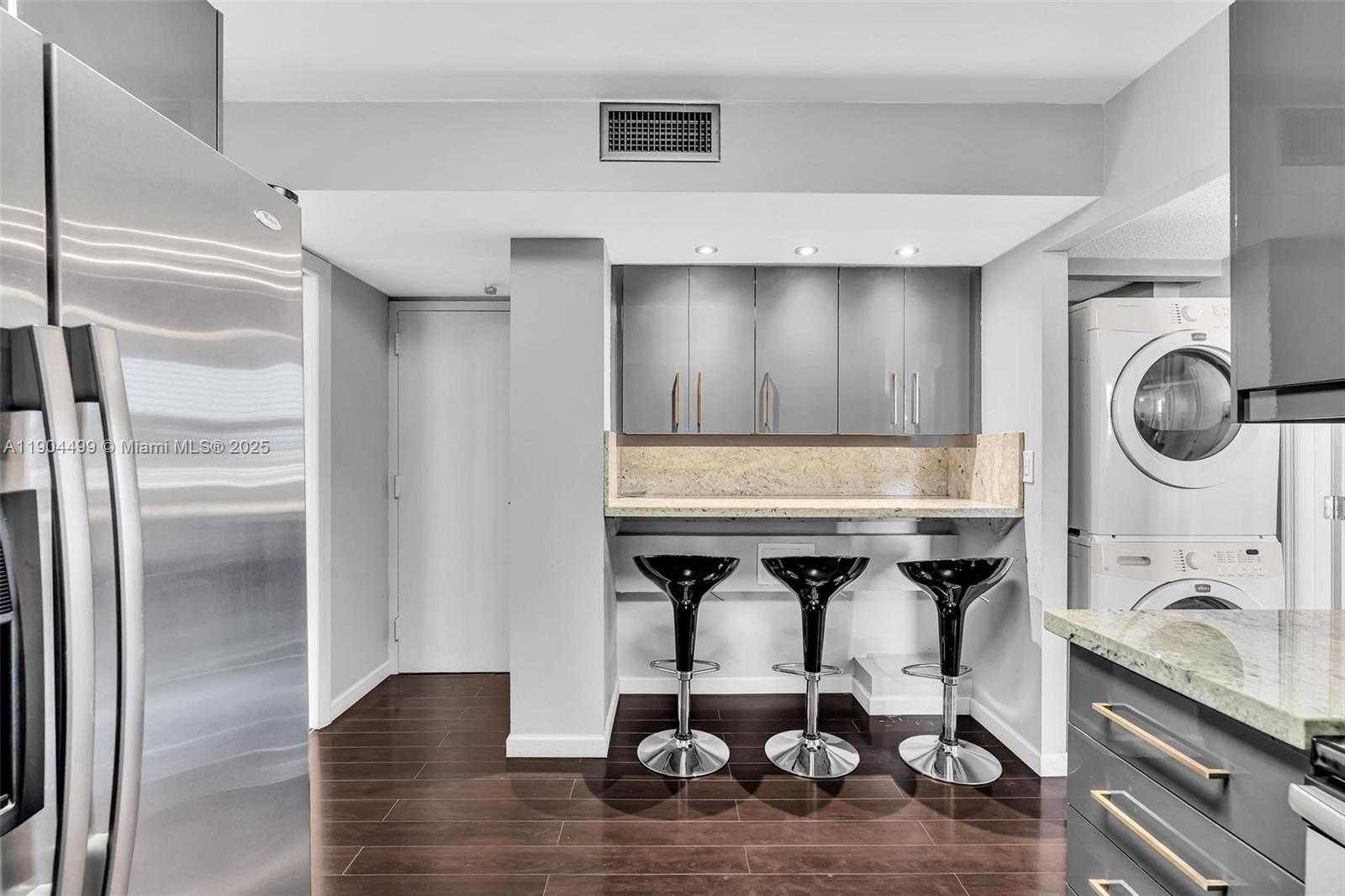 Small Image of 1920 SOUTH OCEAN DR #8D, Hallandale Beach Number 9