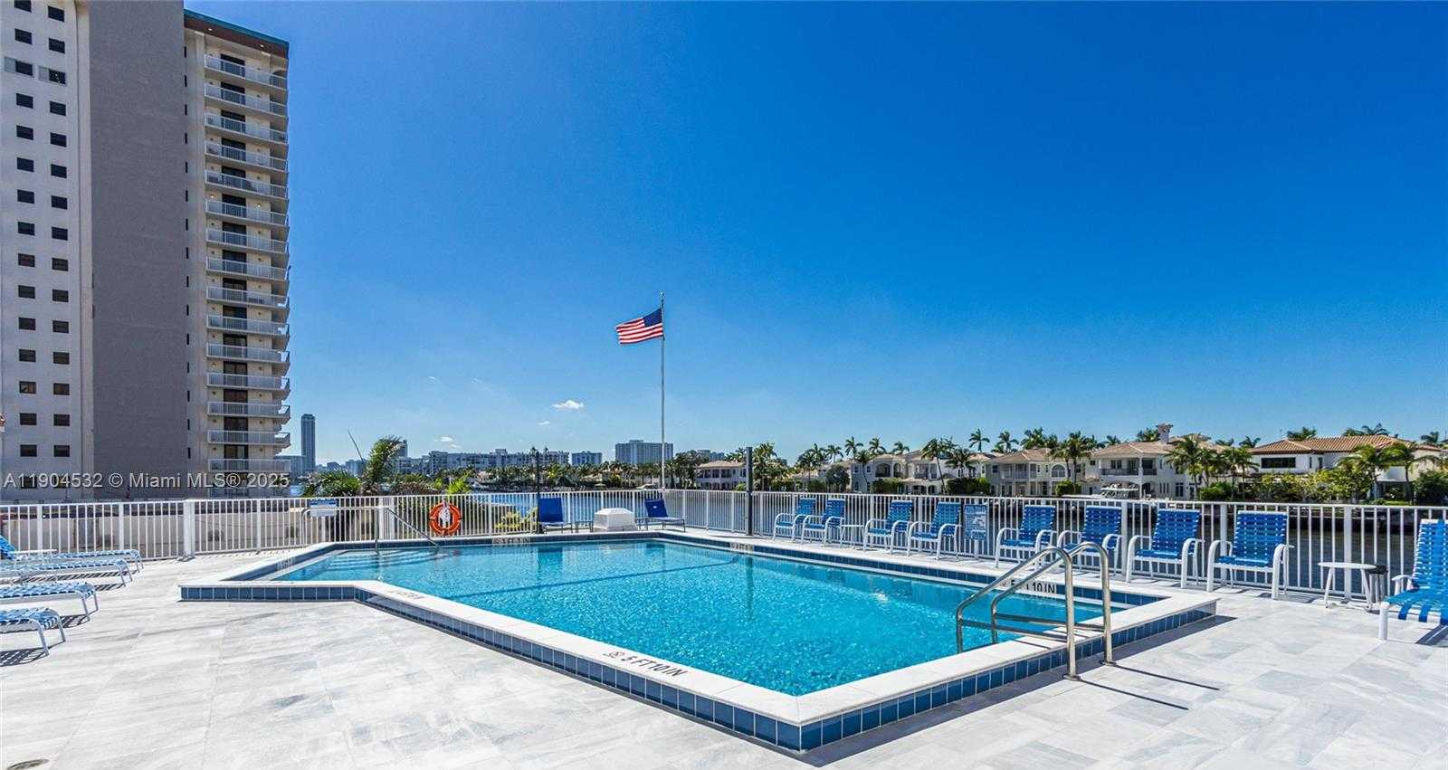 Small Image of 1410 SOUTH OCEAN DR #1702, Hollywood Number 2