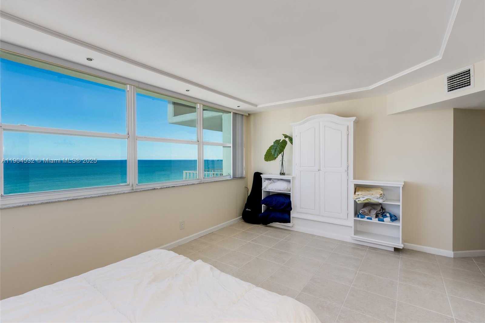 Small Image of 1410 SOUTH OCEAN DR #1702, Hollywood Number 6