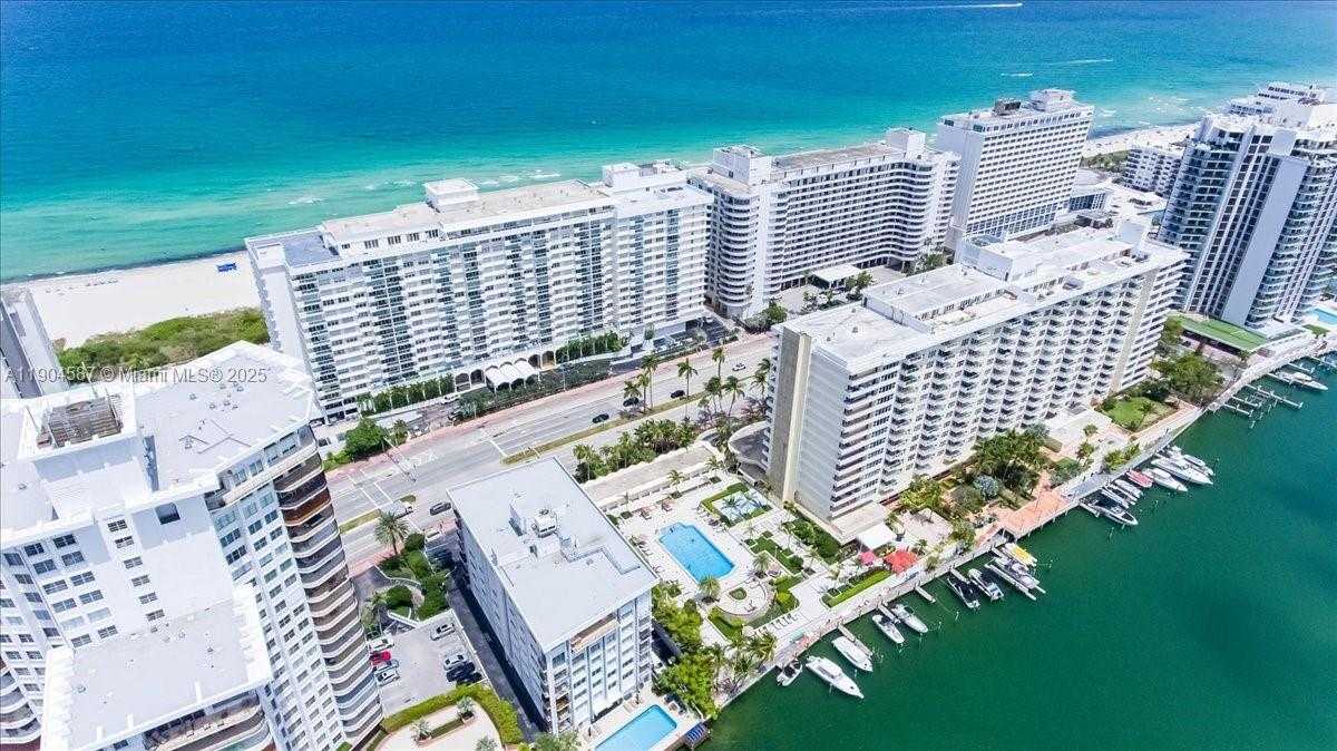Small Image of 5601 COLLINS AVE #1517, Miami Beach Number 17