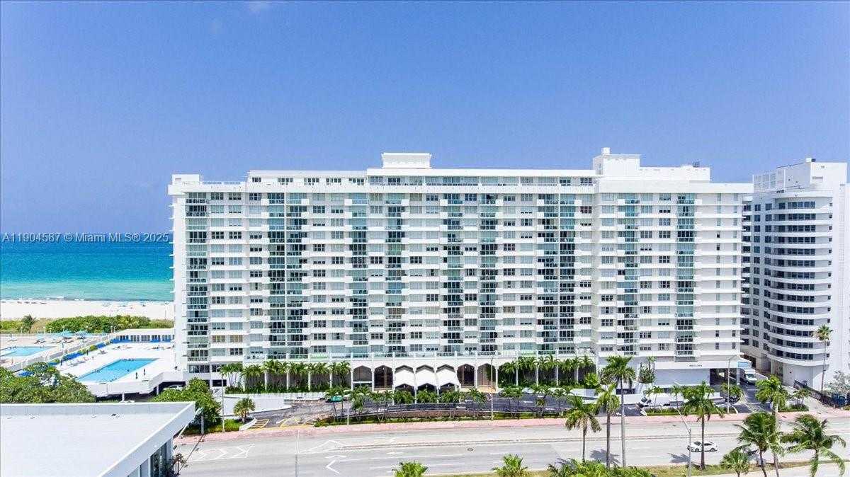 Small Image of 5601 COLLINS AVE #1517, Miami Beach Number 21